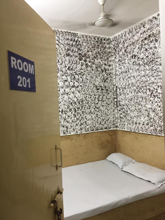 Karam Durga Guest House New Delhi Ngoại thất bức ảnh