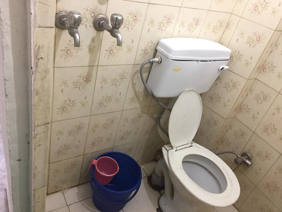 Karam Durga Guest House New Delhi Ngoại thất bức ảnh
