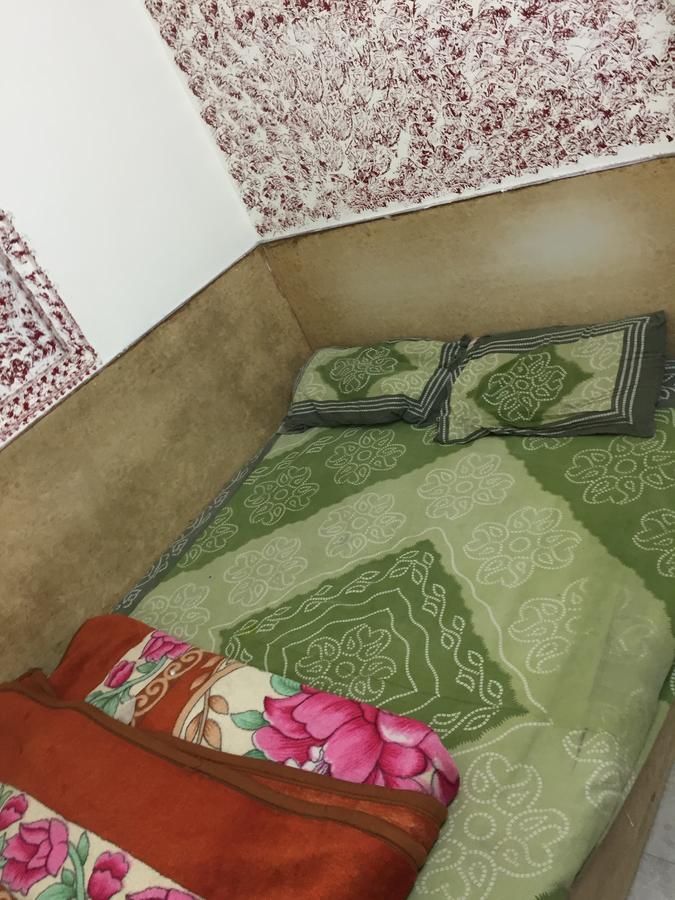 Karam Durga Guest House New Delhi Ngoại thất bức ảnh