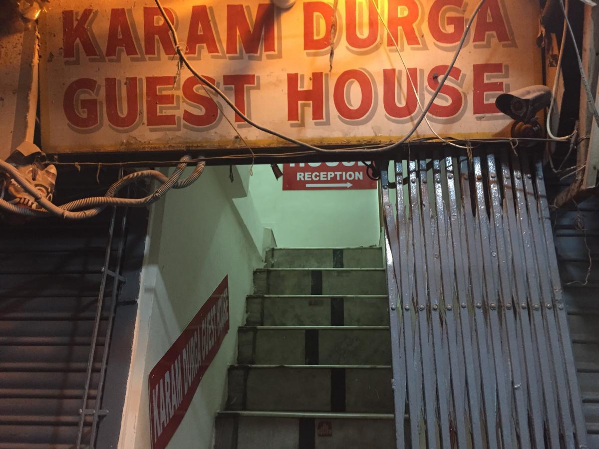 Karam Durga Guest House New Delhi Ngoại thất bức ảnh